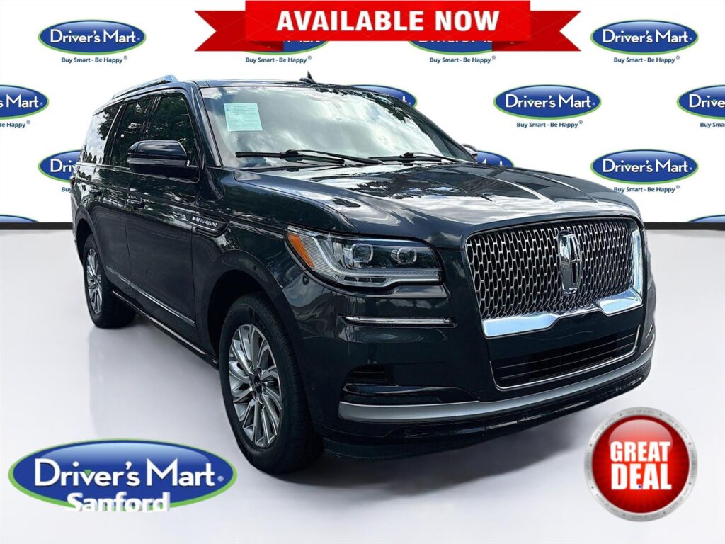 2023 Lincoln Navigator Standard
