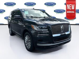 2023 Lincoln Navigator Standard