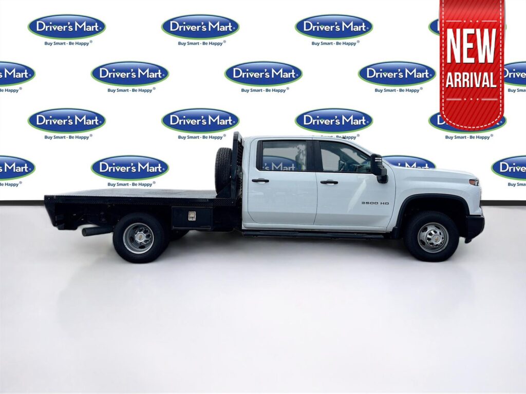 2024 Chevrolet Silverado 3500HD CC Work Truck