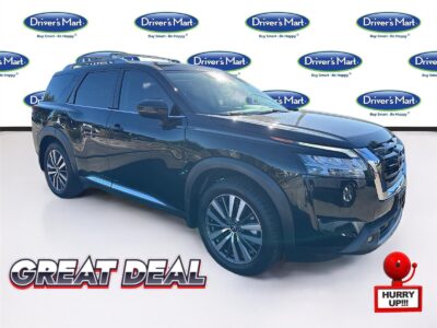 2022 Nissan Pathfinder Platinum